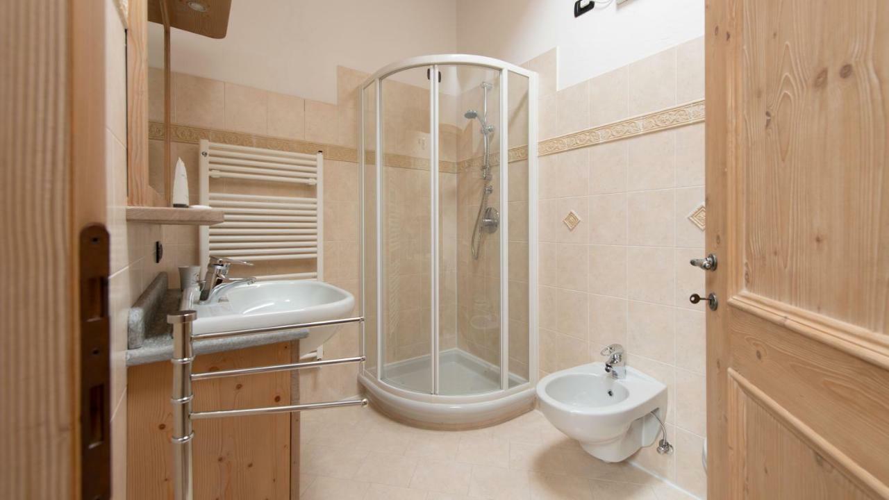 Italianway - Roma 39 Mansarda Apartment Bormio Luaran gambar
